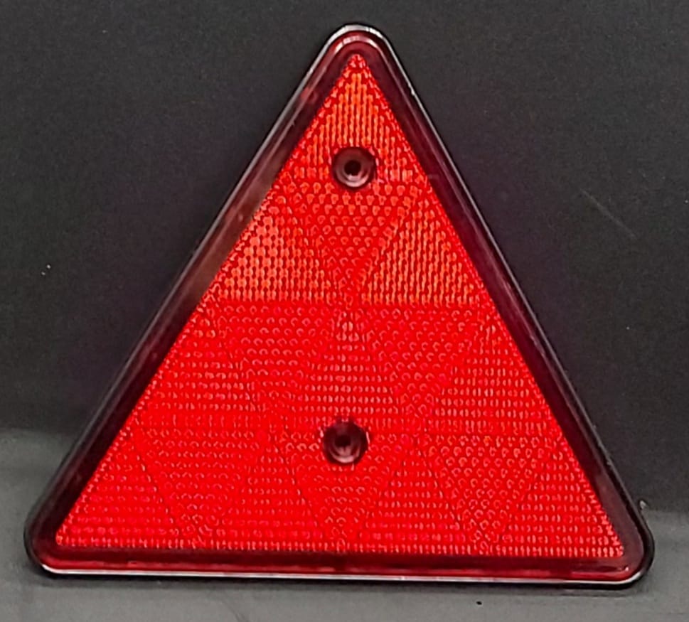 Export Tipi Üçgen Reflektör (Üçgen - Üçgen) Export Tipi Üçgen Reflektör (Üçgen - Üçgen)